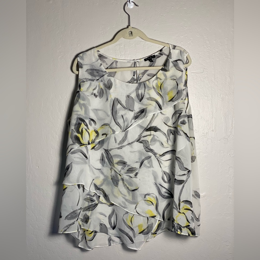 Sami & Jo Plus Size Floral Sheer Top in Gray and Yellow